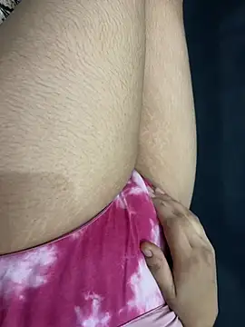 shanayacpl online show from April 27, 2026, 4:49 pm