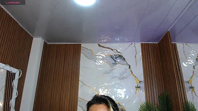 alonddra tay online show from May 9, 2026, 11:35 am