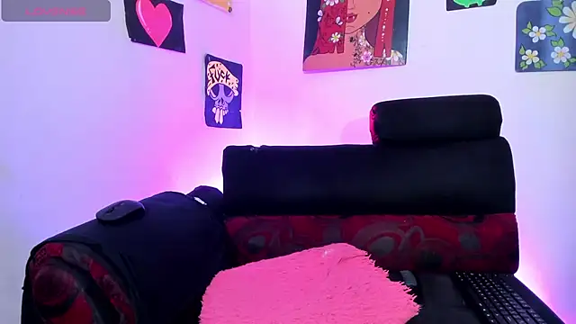 Snapshot of whiz_masha chatting on June 3, 2026, 1:34 pm whiz masha online show from June 3, 2026, 1:34 pm
