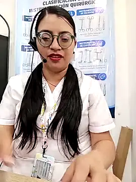 Snapshot of SOFI__10 chatting on April 29, 2026, 6:36 pm SOFI 10 online show from April 29, 2026, 6:36 pm