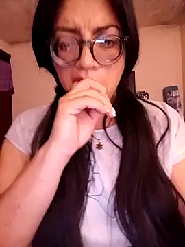 Snapshot of SOFI__10 chatting on April 30, 2026, 6:42 am SOFI 10 online show from April 30, 2026, 6:42 am