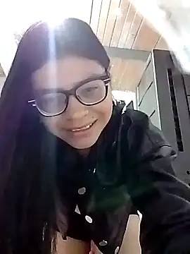 lunalizzy5 online show from April 14, 2026, 11:21 pm