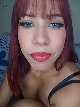 Snapshot of Samiragrey chatting on June 10, 2026, 12:01 am Samiragrey online show from June 10, 2026, 12:01 am
