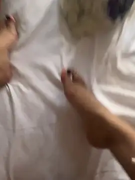 Snapshot of Aitana_Lux chatting on April 15, 2026, 8:42 pm Aitana Lux online show from April 15, 2026, 8:42 pm