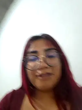 Snapshot of lucyheart_8 chatting on May 2, 2026, 2:39 am lucyheart 8 online show from May 2, 2026, 2:39 am