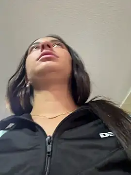 Snapshot of Lucyfer-fire chatting on May 6, 2026, 11:14 am Lucyfer-fire online show from May 6, 2026, 11:14 am