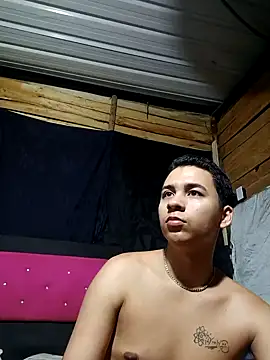 Monika axel online show from April 10, 2026, 9:05 am