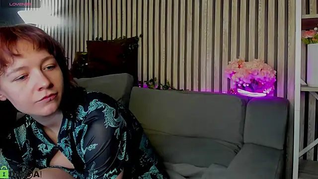 Ricki Bloom online show from April 16, 2026, 9:21 am