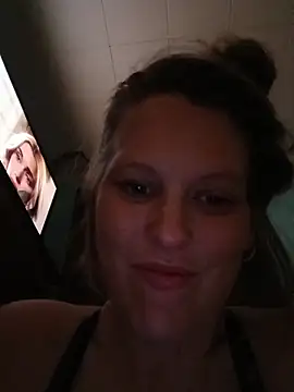 BOUNCYdddBRE online show from April 13, 2026, 8:29 am