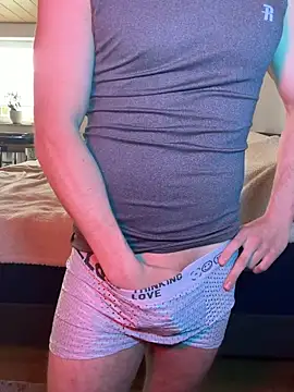 Harry Tiger online show from April 12, 2026, 3:48 pm