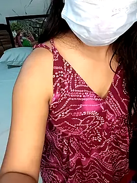 dearmona00 online show from June 21, 2026, 4:57 pm