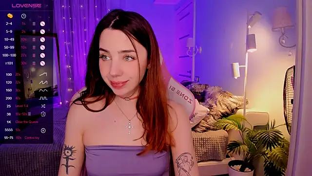 CharliGrace  online show from May 12, 2026, 8:10 am