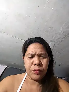 FILIPINAPUSSYPINAY online show from May 5, 2026, 3:48 pm