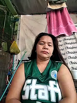 FILIPINAPUSSYPINAY online show from April 27, 2026, 12:52 am