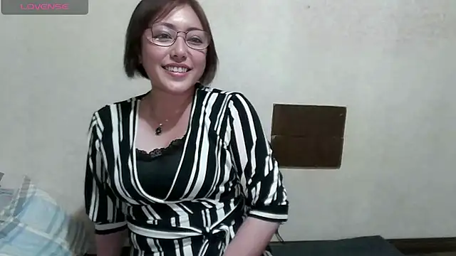 Anna jpn8 online show from May 28, 2026, 1:17 pm