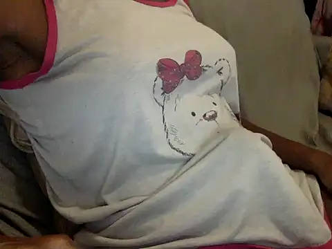 Snapshot of RayanneCampbell-25cm chatting on April 29, 2026, 8:26 pm RayanneCampbell-25cm online show from April 29, 2026, 8:26 pm