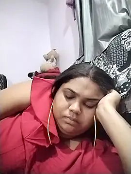 hotsilk21 online show from May 5, 2026, 4:32 pm