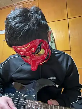 zarokkubokki online show from April 20, 2026, 8:21 pm