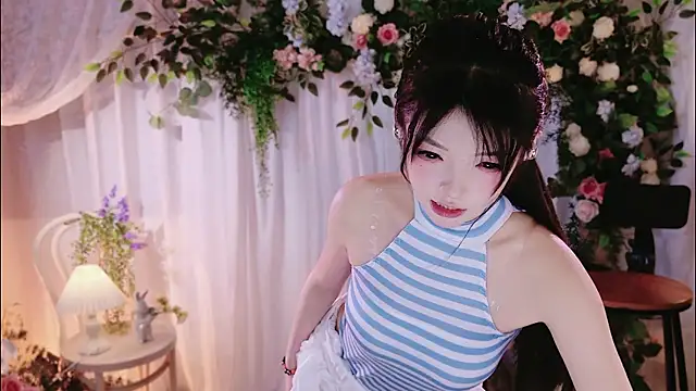 Zoe-001 online show from July 9, 2026, 3:22 pm