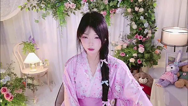 Zoe-001 online show from June 30, 2026, 3:01 pm