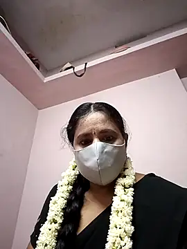 Tamilaunty35 online show from May 6, 2026, 5:06 pm