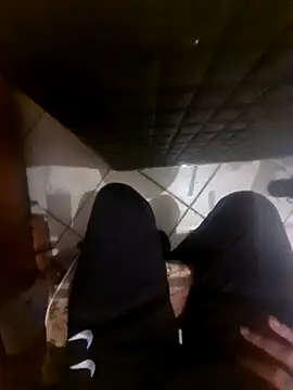 caramelkoala online show from April 17, 2026, 12:57 am