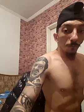 caramelkoala online show from April 11, 2026, 12:40 am