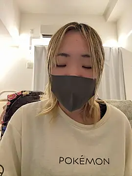 Snapshot of MITUKI0707 chatting on April 12, 2026, 12:08 pm MITUKI0707 online show from April 12, 2026, 12:08 pm