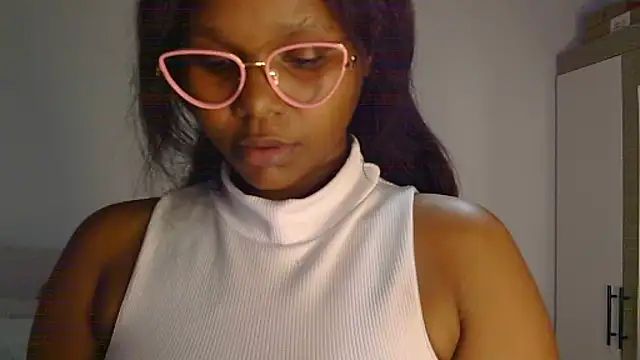 Snapshot of Darrkdeeva669 chatting on July 2, 2026, 4:13 pm Darrkdeeva669 online show from July 2, 2026, 4:13 pm