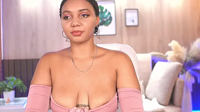 Snapshot of BrianaLane chatting on June 15, 2026, 7:02 pm BrianaLane online show from June 15, 2026, 7:02 pm