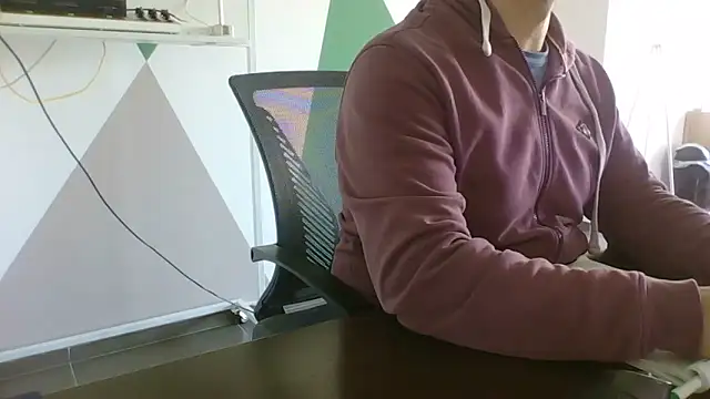 Snapshot of brunosso85ita chatting on April 14, 2026, 7:02 am brunosso85ita online show from April 14, 2026, 7:02 am