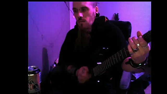 THatRandomMetalHead online show from April 17, 2026, 11:18 pm