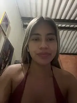 Snapshot of Kimmiebellarie chatting on May 10, 2026, 12:25 am Kimmiebellarie online show from May 10, 2026, 12:25 am