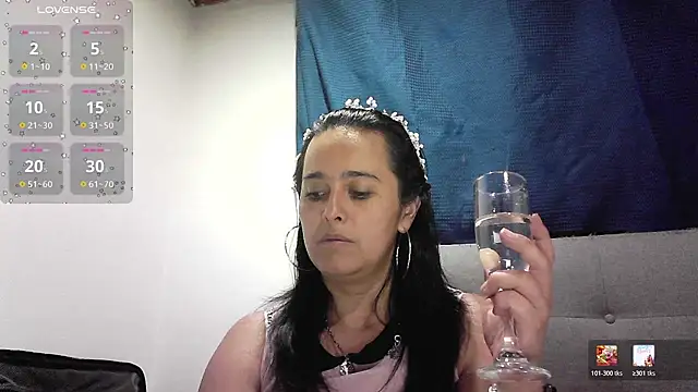 Estefany-magic online show from June 21, 2026, 2:28 am