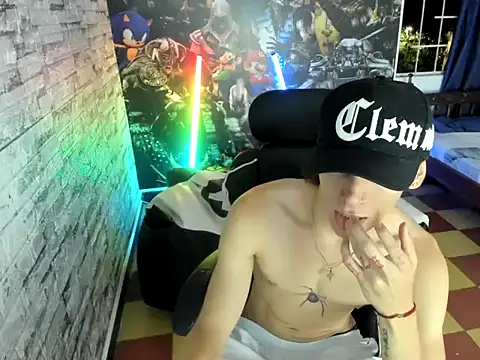 sebas jusa online show from May 12, 2026, 1:13 am