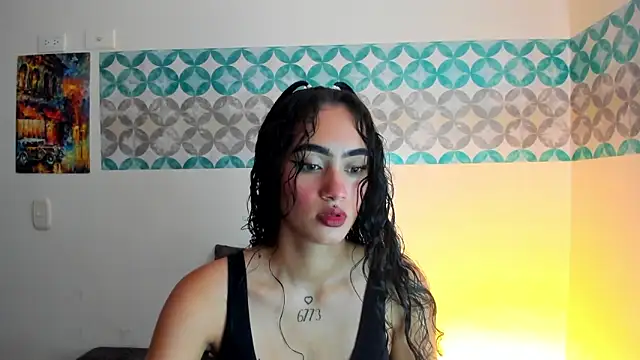 Snapshot of shelsy_d chatting on May 4, 2026, 9:50 pm shelsy d online show from May 4, 2026, 9:50 pm