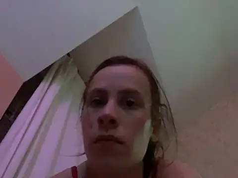 Snapshot of pollinnbn chatting on April 16, 2026, 9:15 pm pollinnbn online show from April 16, 2026, 9:15 pm