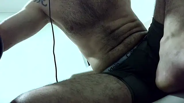 Snapshot of andrew_1520 chatting on March 8, 2026, 3:21 am andrew 1520 online show from March 8, 2026, 3:21 am