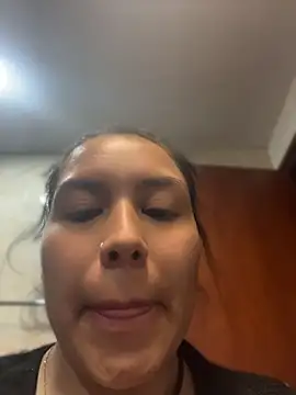 Iam-sophia27 online show from July 14, 2026, 11:33 pm