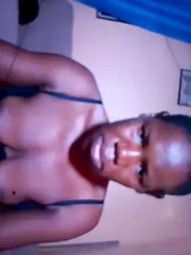 Snapshot of Beauty_Booty chatting on May 30, 2026, 11:21 pm Beauty Booty online show from May 30, 2026, 11:21 pm