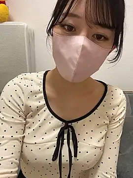 Snapshot of aoi_816 chatting on May 6, 2026, 7:34 am aoi 816 online show from May 6, 2026, 7:34 am