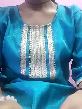 Snapshot of Liviya__225__ chatting on April 11, 2026, 7:05 am Liviya 225 online show from April 11, 2026, 7:05 am