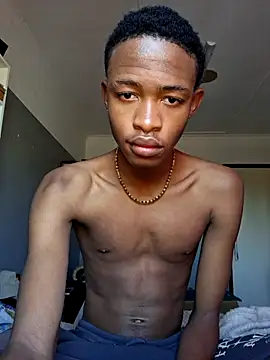 youngAndReckles online show from August 4, 2026, 7:35 am
