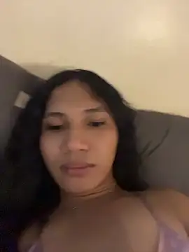 slutty aki online show from June 14, 2026, 4:08 pm