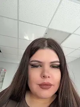 AmeliaBronze online show from May 12, 2026, 2:08 am
