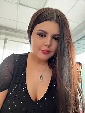 AmeliaBronze online show from May 18, 2026, 3:06 am