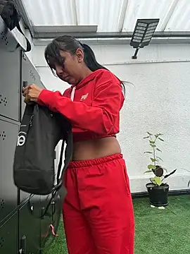 MELIZ QUEEN online show from June 25, 2026, 12:43 pm