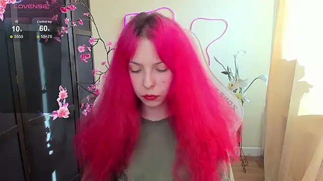 Snapshot of InfernoKitten chatting on April 25, 2026, 1:19 am InfernoKitten online show from April 25, 2026, 1:19 am