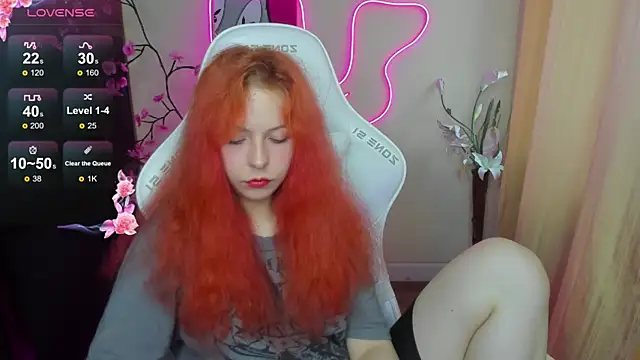 Snapshot of InfernoKitten chatting on May 29, 2026, 1:11 am InfernoKitten online show from May 29, 2026, 1:11 am