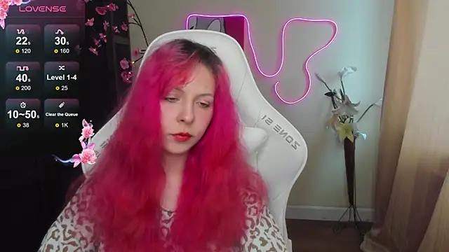 Snapshot of InfernoKitten chatting on May 13, 2026, 1:12 am InfernoKitten online show from May 13, 2026, 1:12 am